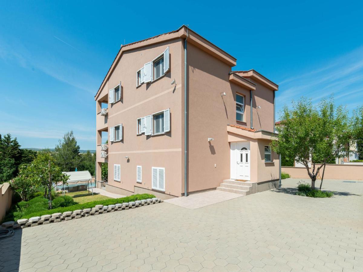 Apartment Matas - SRD318 Rovanjska Exterior foto